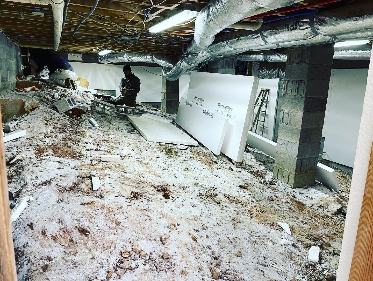 Crawlspaces and Waterproofing of Cumming interior drainage